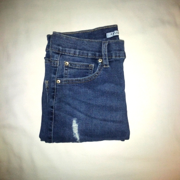 Celebrity Pink factory distressed women's jeans size 7/28 - Picture 5 of 12
